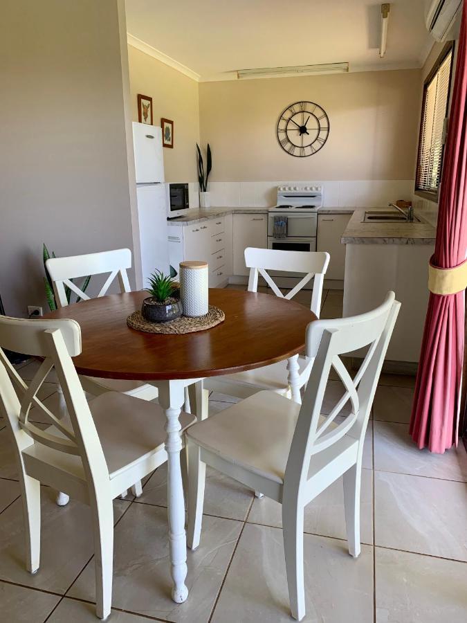 Montville Holiday Apartments Екстер'єр фото