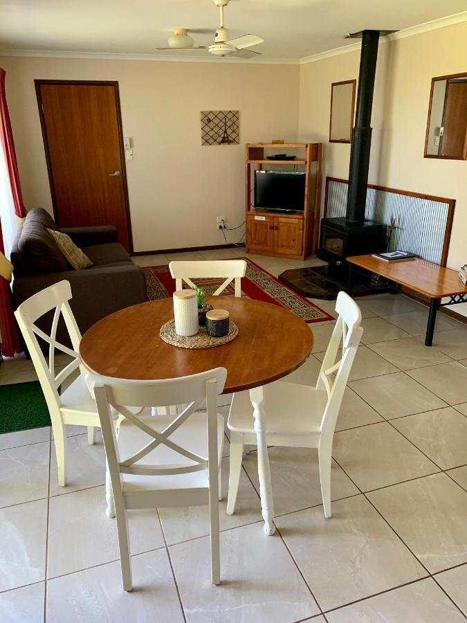 Montville Holiday Apartments Екстер'єр фото