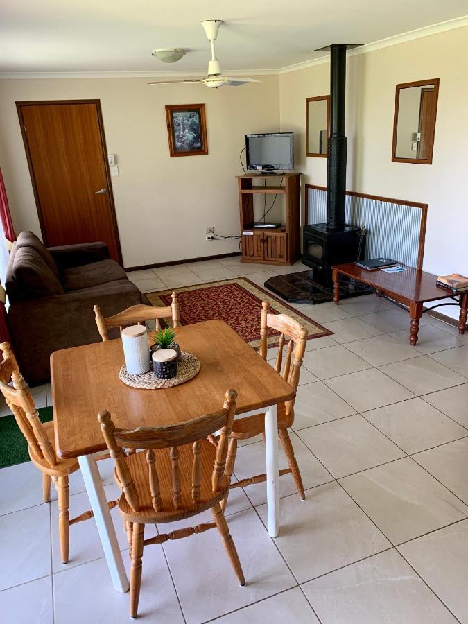 Montville Holiday Apartments Екстер'єр фото