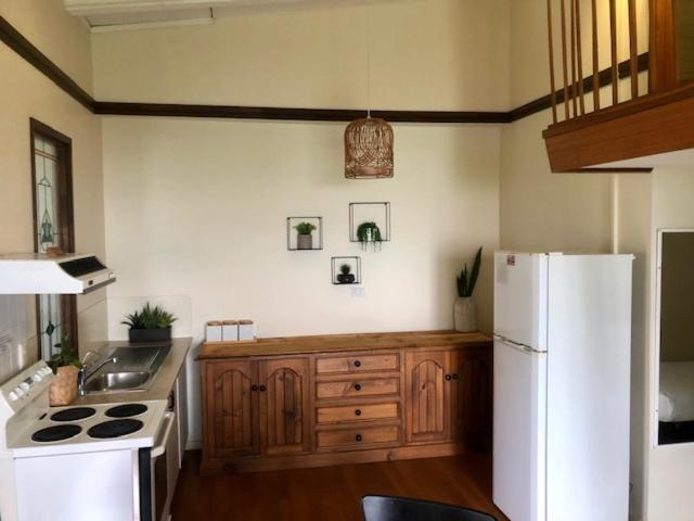 Montville Holiday Apartments Екстер'єр фото